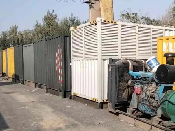 安泽200KW柴油发电机机组每小时油耗是多少?